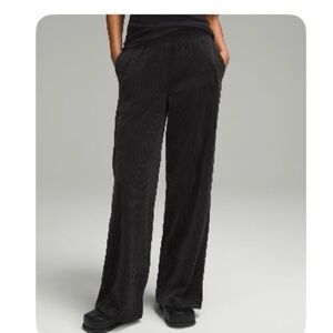 Scuba MR Wide Leg Pant Velvet Cord